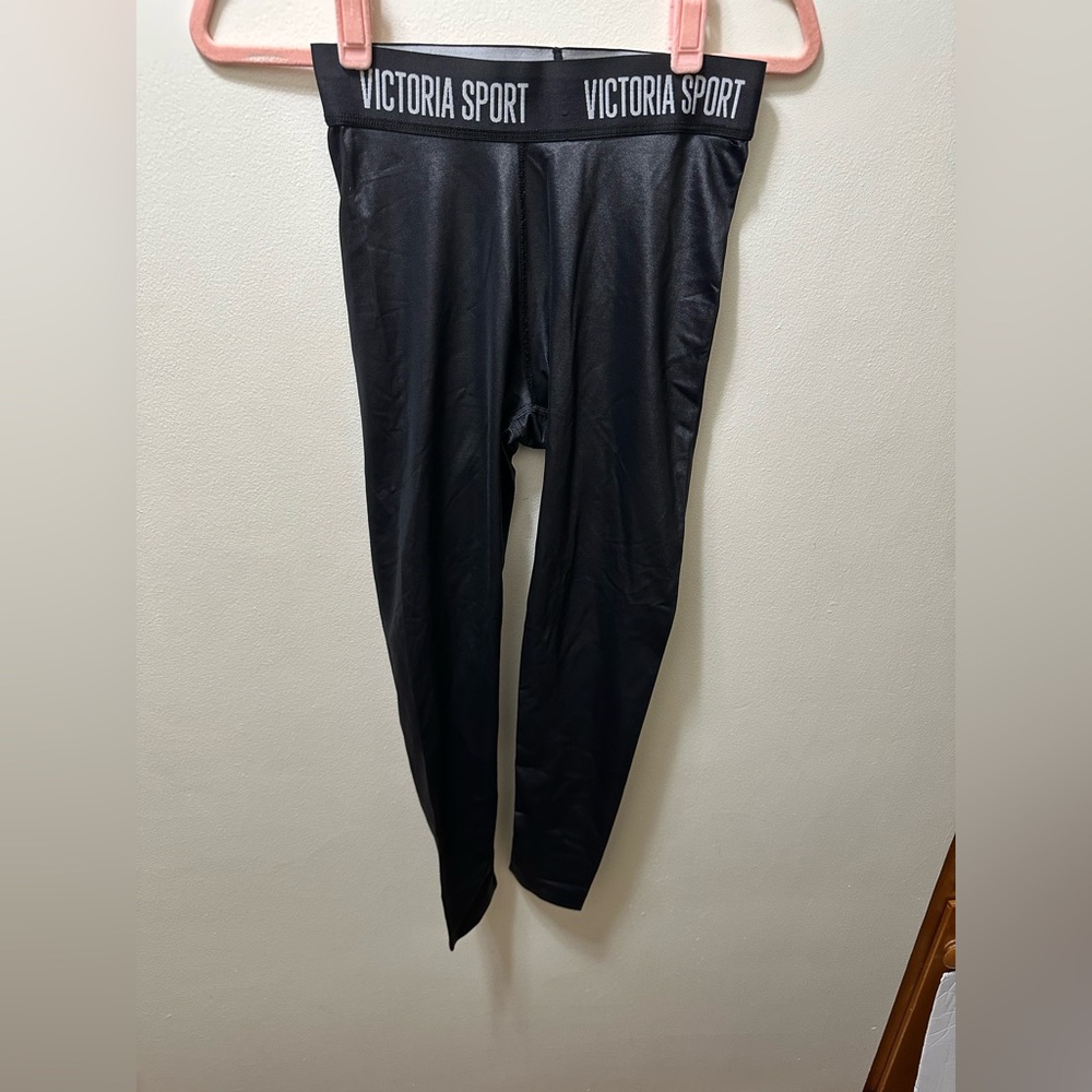 Women’s Black Metallic Victoria Sport Leggings
